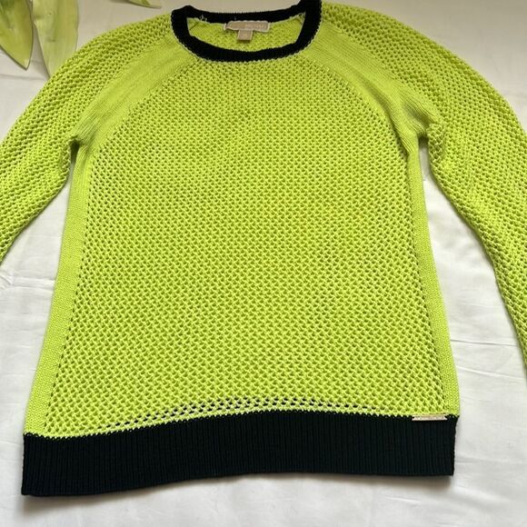 ⭐️MICHAEL Kors Neon Yellow Sweater with Black Trim⭐️ - Picture 6 of 13